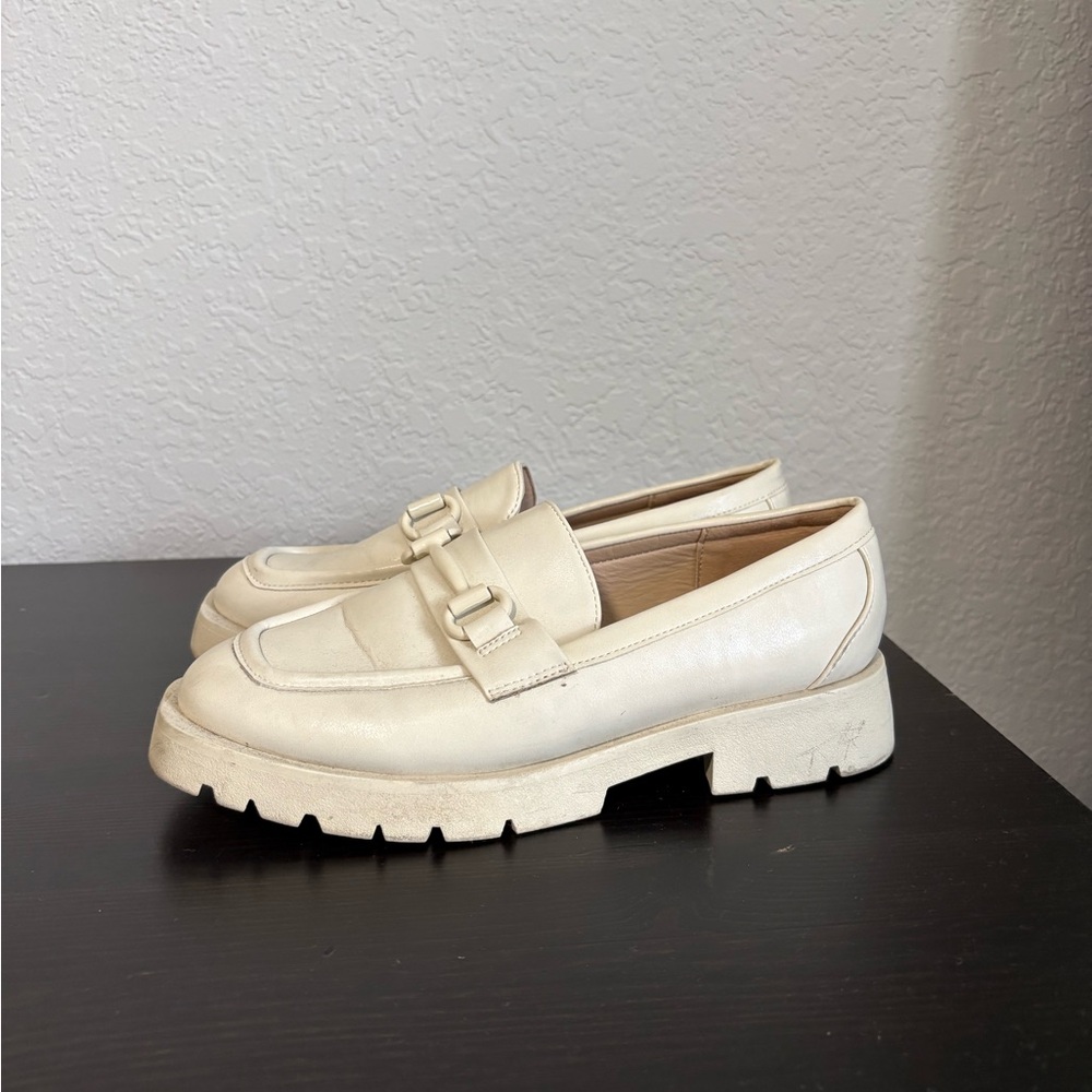 Women's Cream Loafers